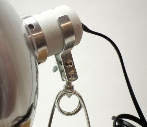 Repti-Zoo RL03 kompletna lampa na żarówkę 35 - 200W. Repti-Zoo RL03 kompletna lampa na żarówkę 35 - 200W.
