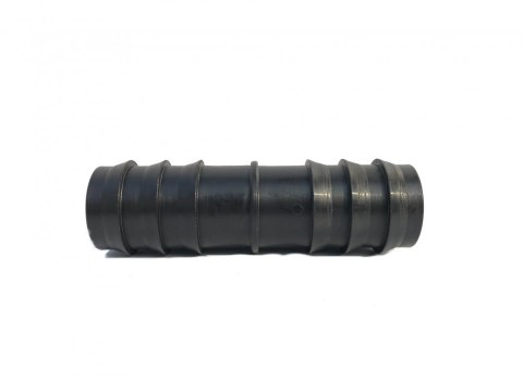 Przelot plastikowy wciskany na wąż fi 32mm Przelot plastikowy wciskany na wąż fi 32mm